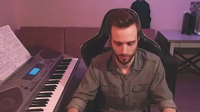 Snapshot of Sweetparker chatting on 03/03/25, 05:20 Sweetparker online show from 03/03/25, 05:20