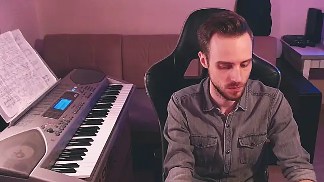 Snapshot of Sweetparker chatting on 11/16/25, 09:53 Sweetparker online show from 11/16/25, 09:53