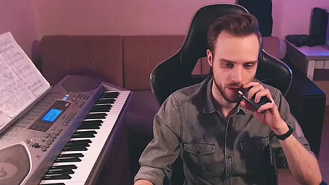 Snapshot of Sweetparker chatting on 11/24/25, 04:29 Sweetparker online show from 11/24/25, 04:29