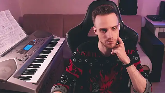 Snapshot of Sweetparker chatting on 12/13/25, 08:47 Sweetparker online show from 12/13/25, 08:47