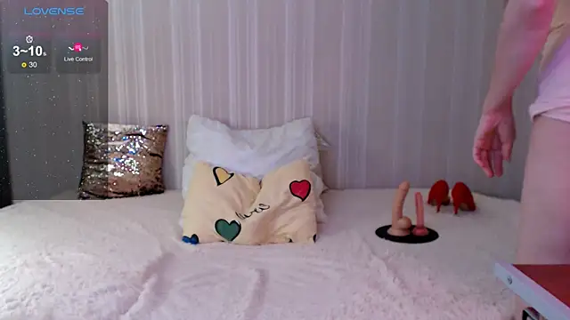 SylviaFoxy online show from 01/31/25, 08:33