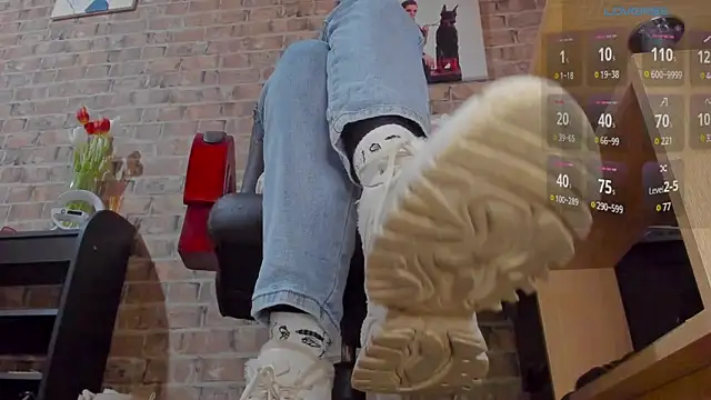 MrsVenus online show from 03/13/25, 01:40