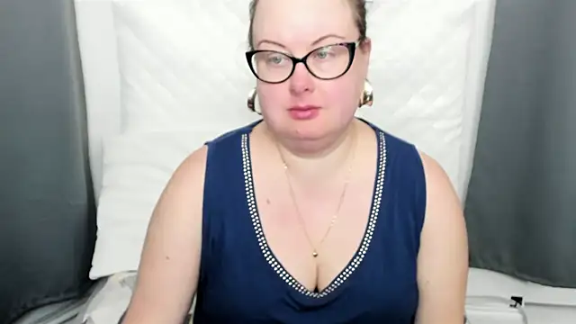 dirtyBonnie online show from 11/17/25, 08:53