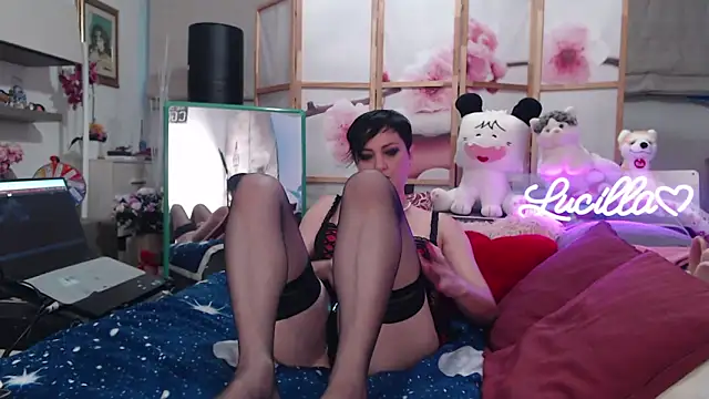 Snapshot of lucillabollente chatting on 06/14/26, 04:14 lucillabollente online show from 06/14/26, 04:14