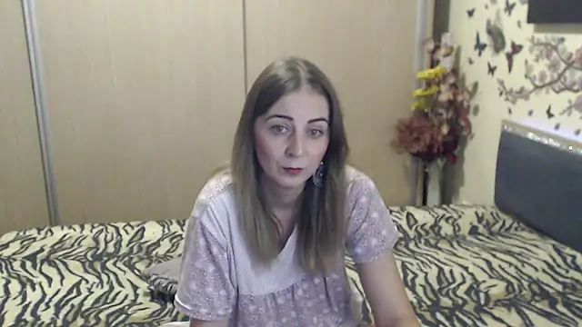 MirabelaSweet online show from 03/17/26, 09:12