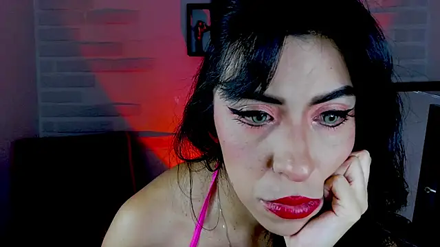 sky girl1 online show from 12/18/24, 04:53