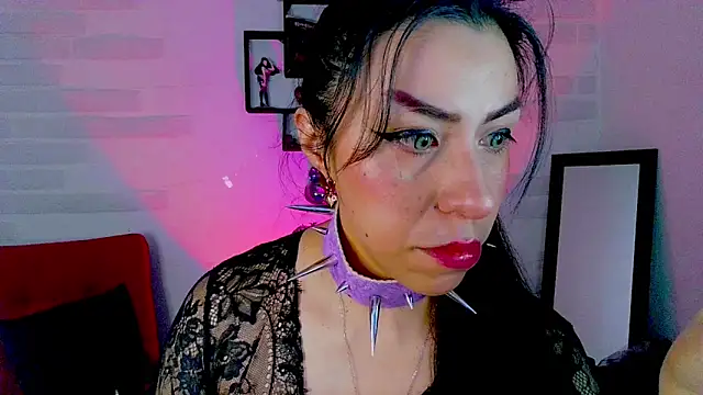 sky girl1 online show from 10/17/25, 02:48