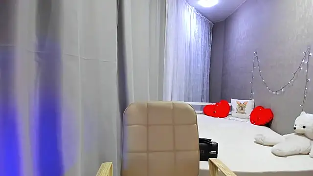 Snapshot of Malika_Lisan chatting on 01/23/25, 12:46 Malika Lisan online show from 01/23/25, 12:46