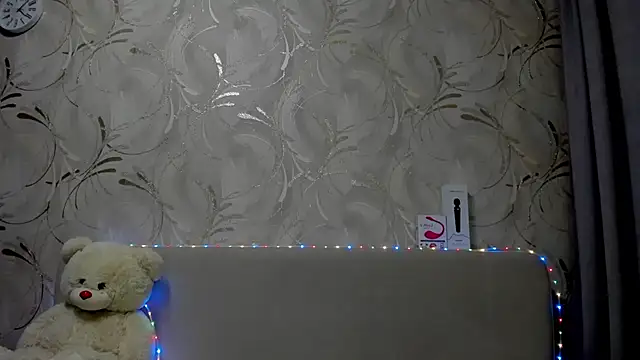 Snapshot of Malika_Lisan chatting on 03/02/25, 12:53 Malika Lisan online show from 03/02/25, 12:53