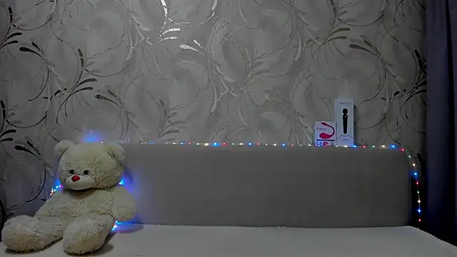 Snapshot of Malika_Lisan chatting on 03/05/25, 01:31 Malika Lisan online show from 03/05/25, 01:31