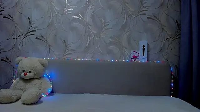 Snapshot of Malika_Lisan chatting on 03/09/25, 02:29 Malika Lisan online show from 03/09/25, 02:29