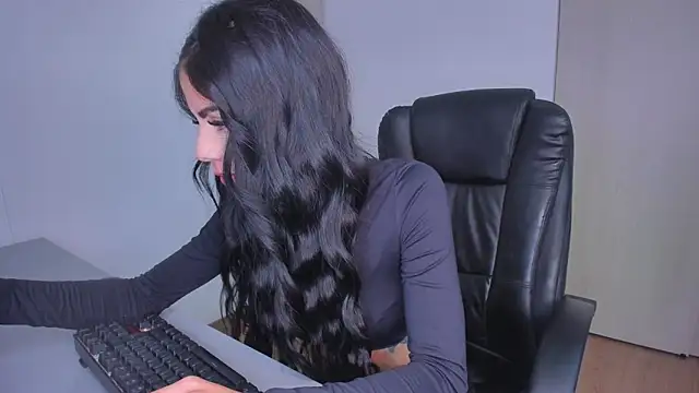 Lisegg  online show from 02/20/25, 02:35