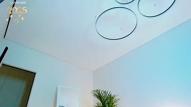 Snapshot of Sinful_Eyes chatting on 01/05/26, 06:00 Sinful Eyes online show from 01/05/26, 06:00