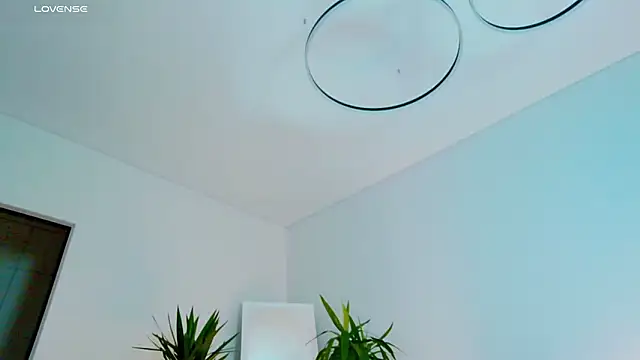 Snapshot of Sinful_Eyes chatting on 02/24/26, 05:16 Sinful Eyes online show from 02/24/26, 05:16