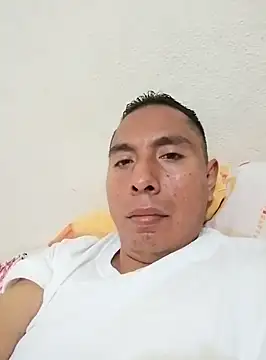 Snapshot of desnudo_Sexoxo chatting on 02/08/25, 02:26 desnudo Sexoxo online show from 02/08/25, 02:26