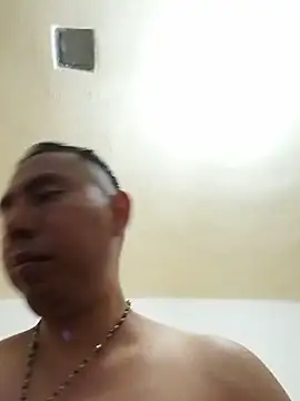 Snapshot of desnudo_Sexoxo chatting on 02/10/25, 04:08 desnudo Sexoxo online show from 02/10/25, 04:08