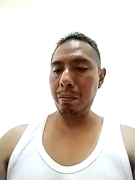 Snapshot of desnudo_Sexoxo chatting on 02/17/25, 04:31 desnudo Sexoxo online show from 02/17/25, 04:31