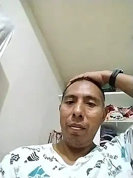 Snapshot of desnudo_Sexoxo chatting on 06/13/26, 06:17 desnudo Sexoxo online show from 06/13/26, 06:17