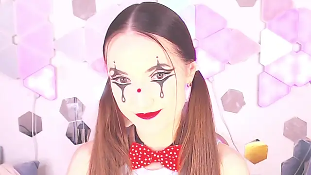 LexiKiss online show from 09/19/25, 08:27