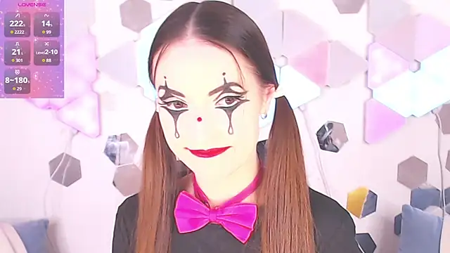 LexiKiss online show from 10/04/25, 09:07