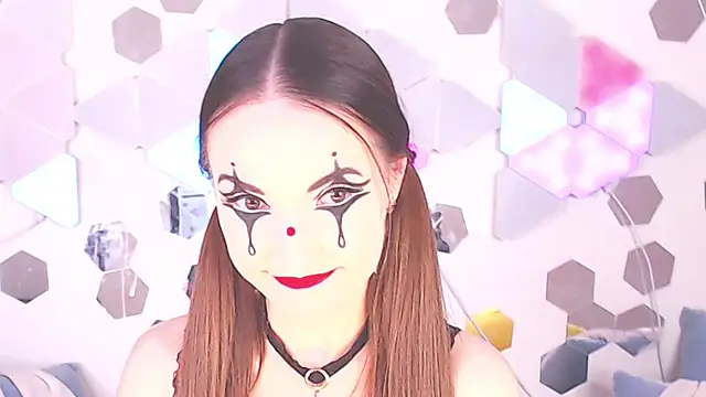 LexiKiss online show from 11/22/25, 01:32