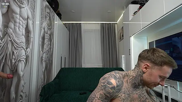 NickHOWLEN online show from 11/23/25, 03:01