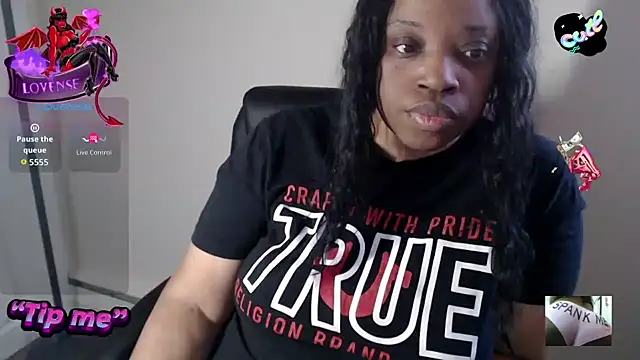 Sexymona1218 online show from 02/04/26, 03:40