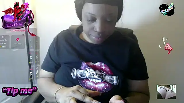 Sexymona1218 online show from 02/19/26, 10:00