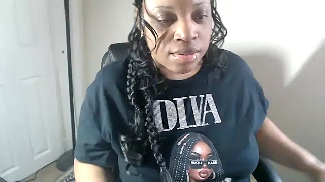 Sexymona1218 online show from 03/27/26, 06:29