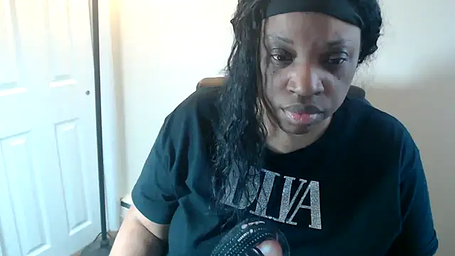 Snapshot of Sexymona1218 chatting on 04/19/26, 07:38 Sexymona1218 online show from 04/19/26, 07:38