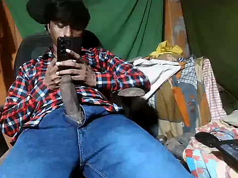 desiboy1101 online show from 06/03/26, 02:19