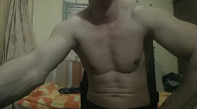 Snapshot of SexyMuscled chatting on 03/04/25, 11:43 SexyMuscled online show from 03/04/25, 11:43