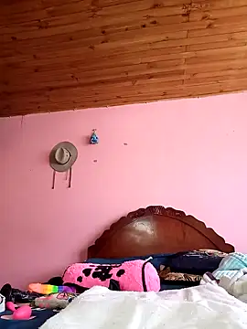 Yeka Montes online show from 01/18/25, 08:09