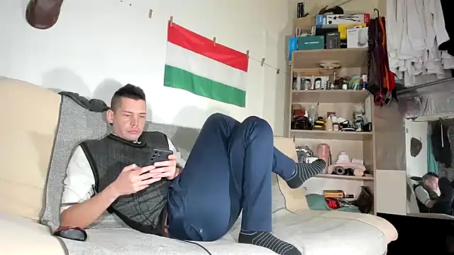 viraglaci18xh online show from 01/18/26, 04:44