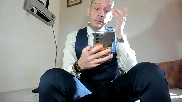 viraglaci18xh online show from 02/27/26, 01:00