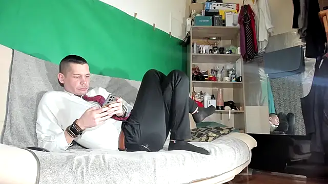 viraglaci18xh online show from 03/03/26, 04:02