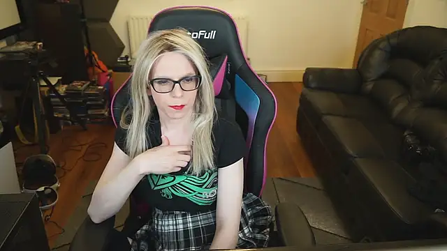 KelseyCobalt online show from 12/29/24, 01:34