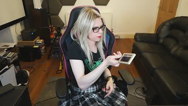 KelseyCobalt online show from 01/18/25, 10:49