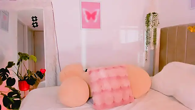 dulce doll1 online show from 11/22/25, 11:37