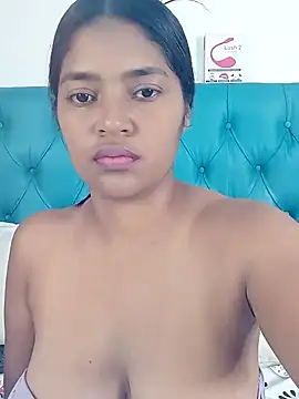 Snapshot of ebony04queen chatting on 01/11/25, 12:33 ebony04queen online show from 01/11/25, 12:33