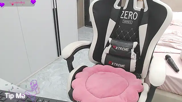 Hanako love online show from 02/03/26, 04:01