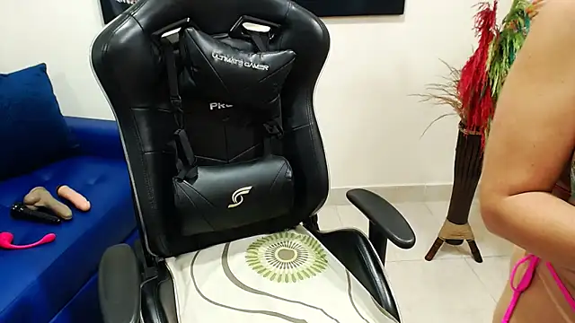 Tamara Luaren online show from 03/12/26, 04:46