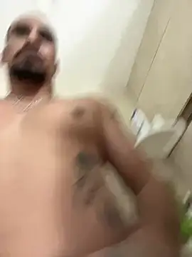 Slumlords online show from 04/26/26, 05:05