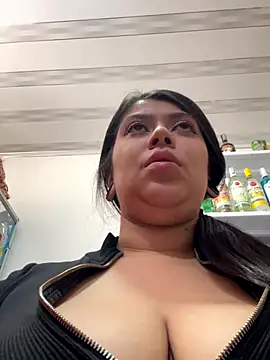 emilyjohanson online show from 11/29/25, 04:10