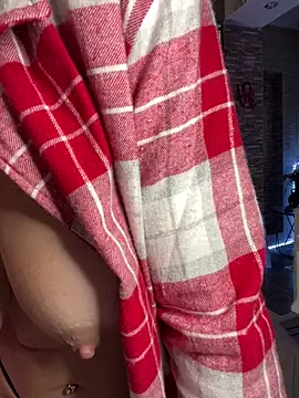 Snapshot of Hotnessi chatting on 02/09/25, 03:01 Hotnessi online show from 02/09/25, 03:01