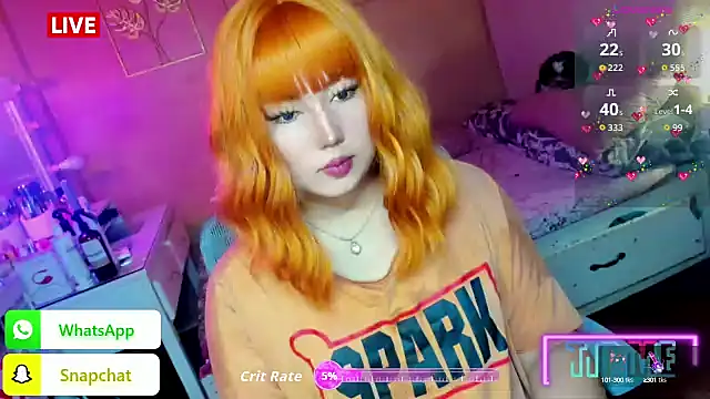 Snapshot of HOTnWILDalice chatting on 10/13/25, 01:38 HOTnWILDalice online show from 10/13/25, 01:38