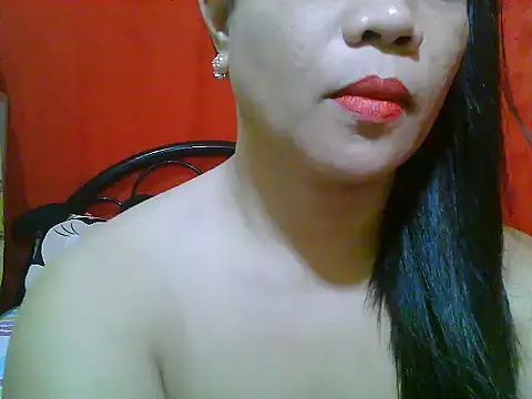 xsweetlips69x online show from 12/08/24, 04:35
