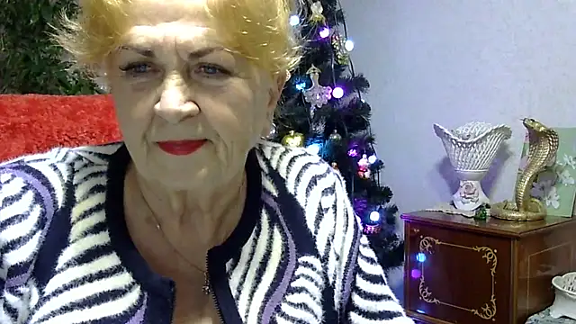 Emma52610 online show from 01/02/25, 05:39