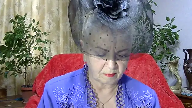 Emma52610 online show from 03/04/25, 06:47