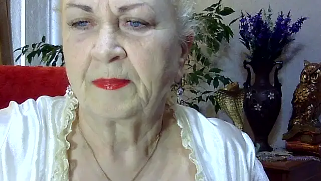 Emma52610 online show from 03/20/25, 06:41